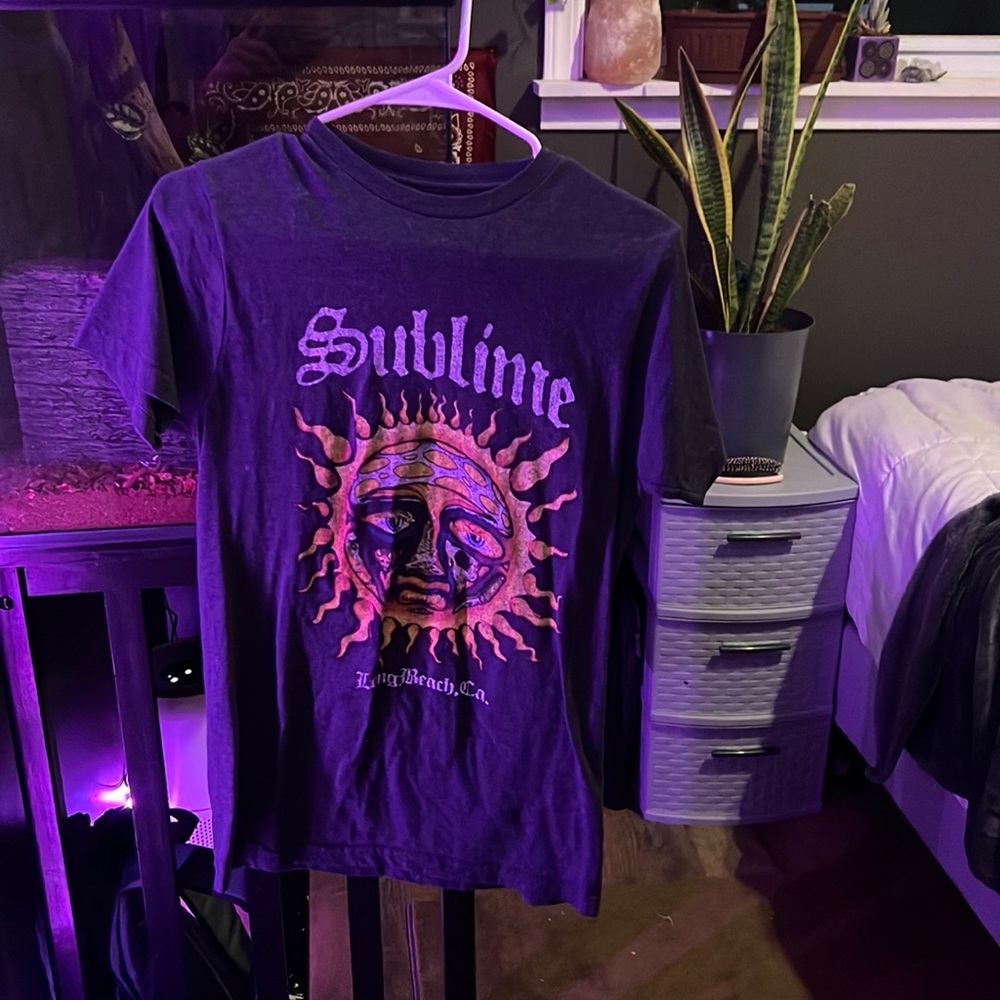 sun t shirt, small
